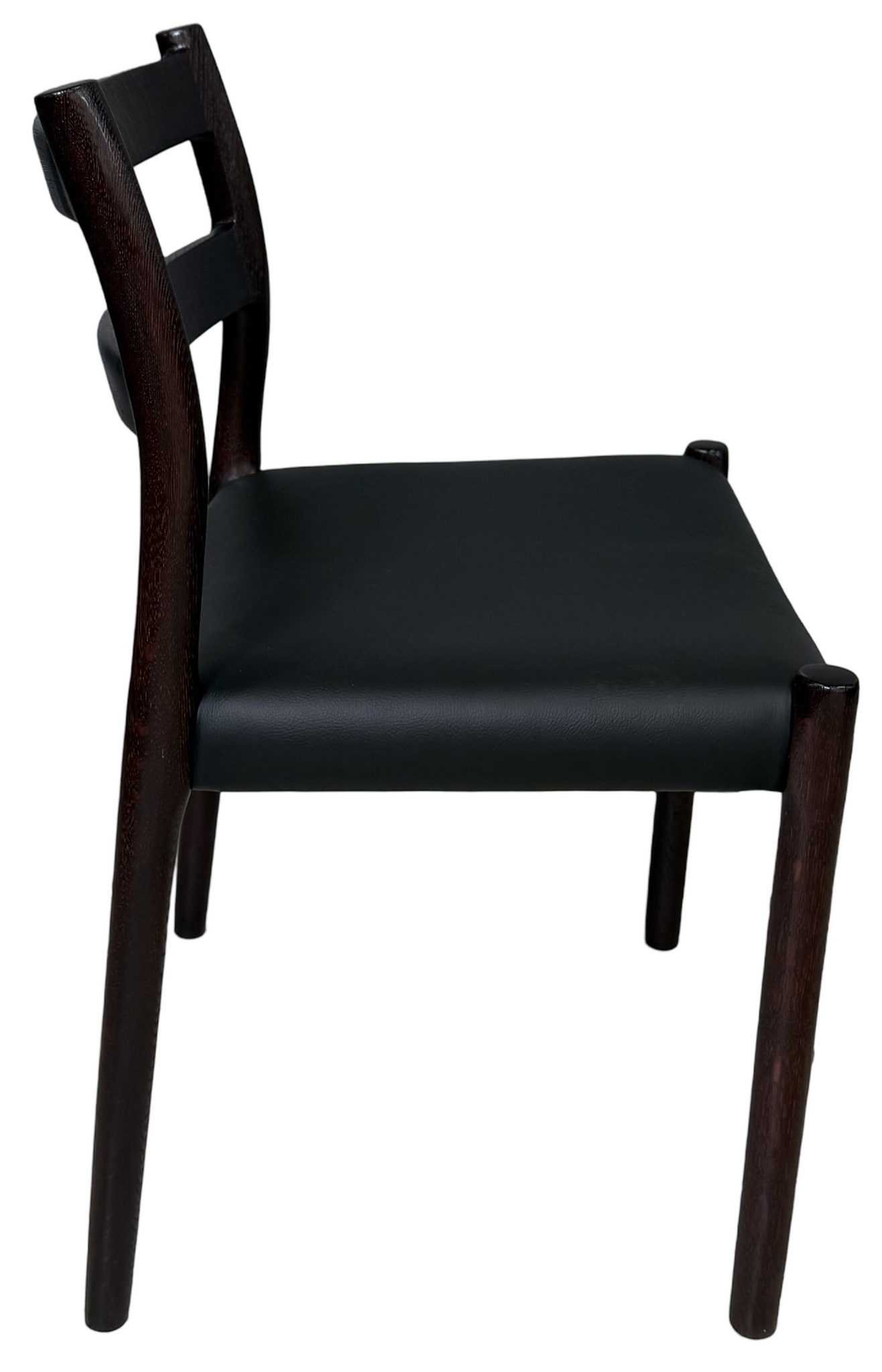 J.L. Moller 84 Dining Chair In Leather J.L. Moller 84 Dining Chair In Leather