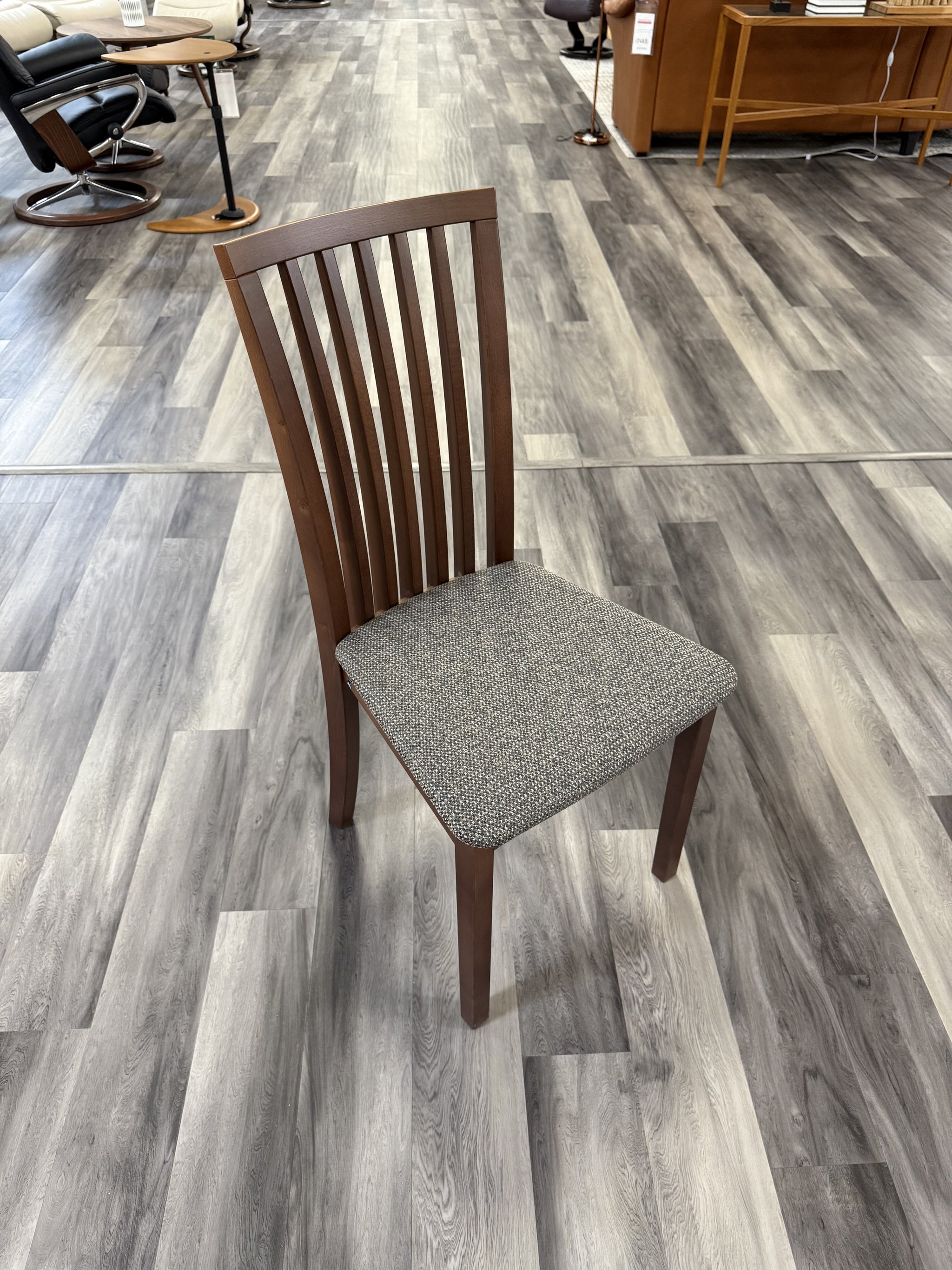 Skovby SM 66 Dining Chair | International Design Center