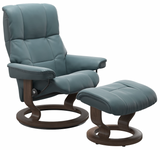 Ekornes Stressless Mayfair Large Classic Paloma Leather Recliner with Ottoman