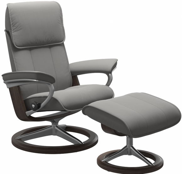 Ekornes Stressless Admiral Large Signature Recliner with Ottoman